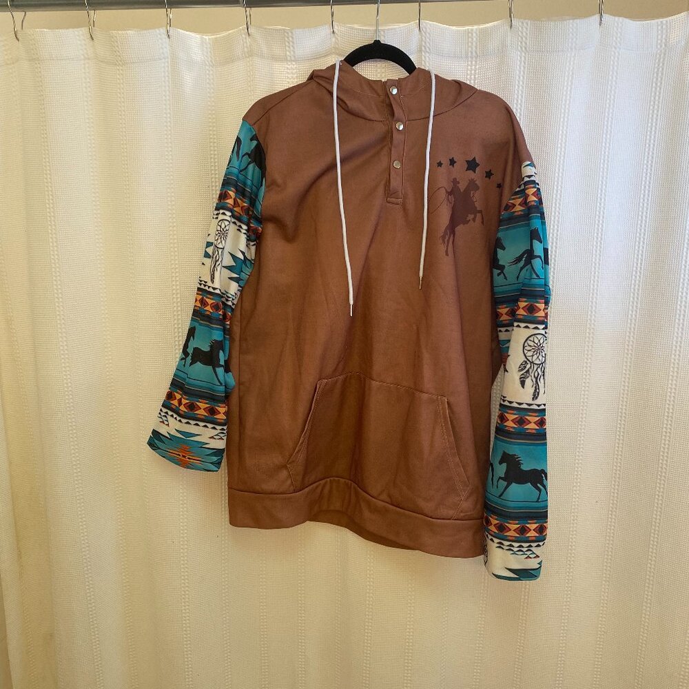 Womens Southwestern Themed Amazon Essentials Sweatshirt Size Large